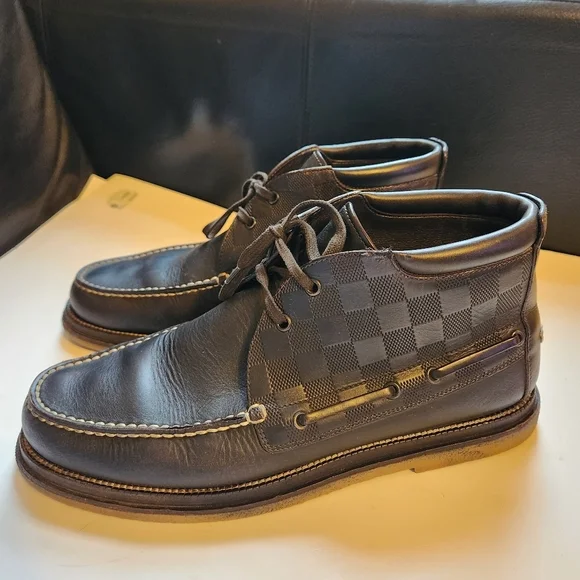 Louis Vuitton | Shoes | Louis Vuitton Chukka Boots Size 8 In  display picture 3